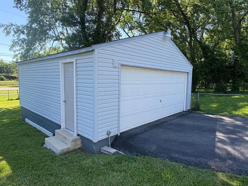 2327 Argyle Drive , Columbus, OH 43219 Photo 24