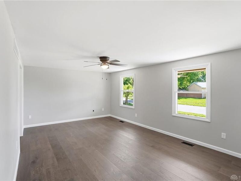 4058 Meadowsweet Drive, Riverside, OH 45424 Photo 8