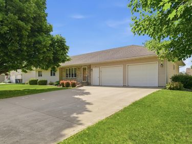 18 Mill Avenue, Minnesota Lake, MN 56068
