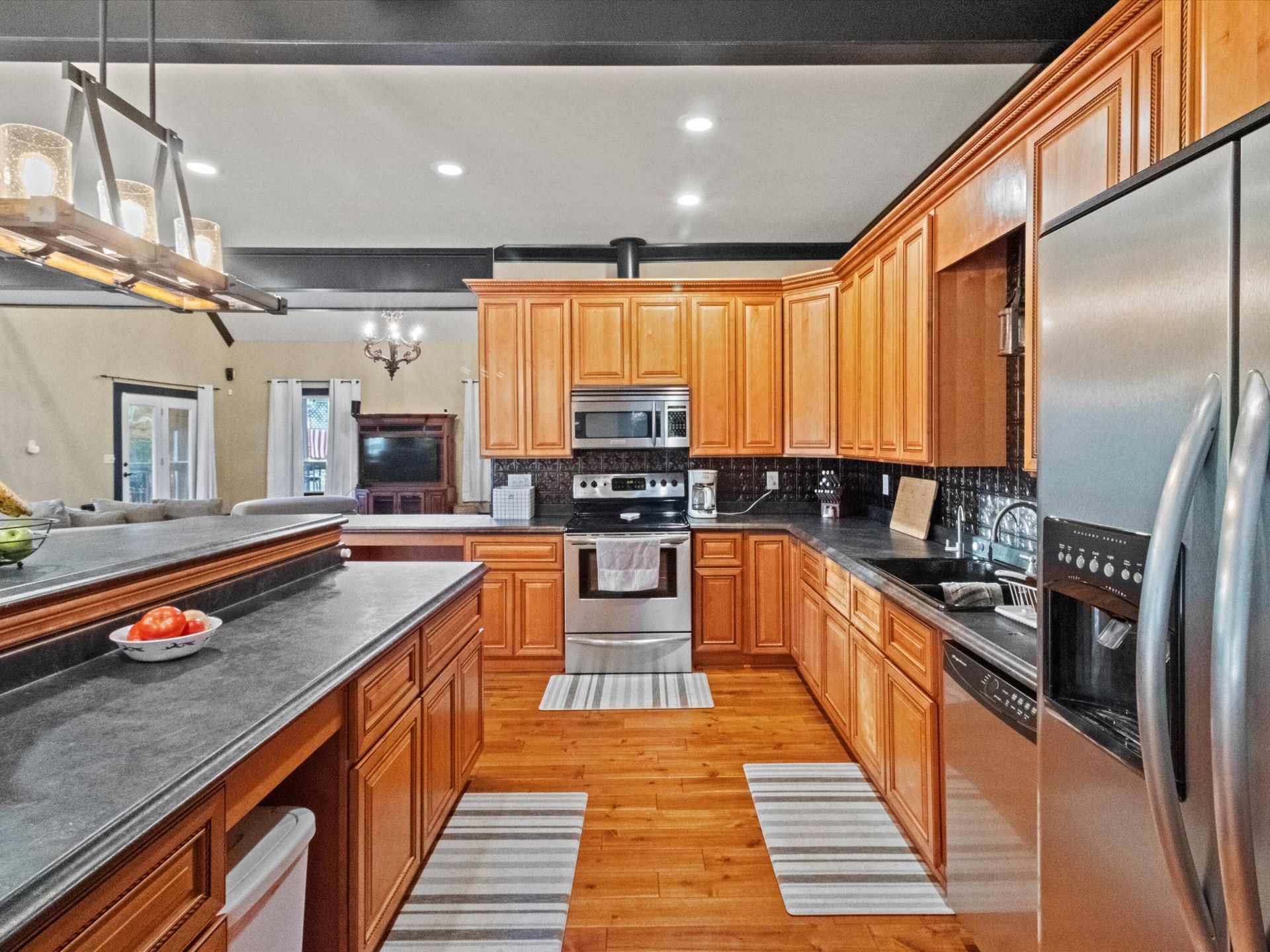 1486 Bridle Path Road Photo 14