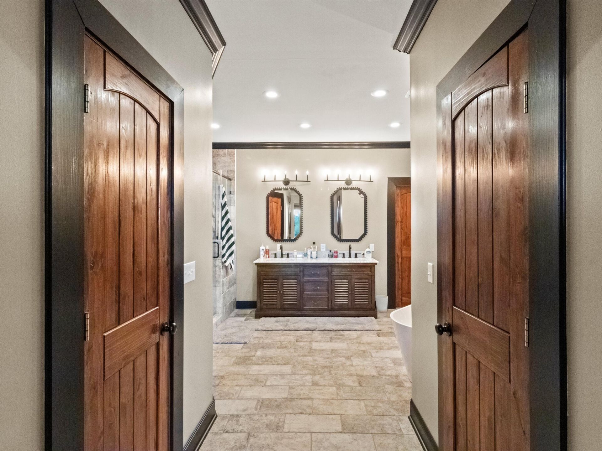 1486 Bridle Path Road Photo 17