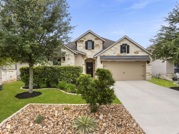 120 Escondido, Boerne, TX 78006