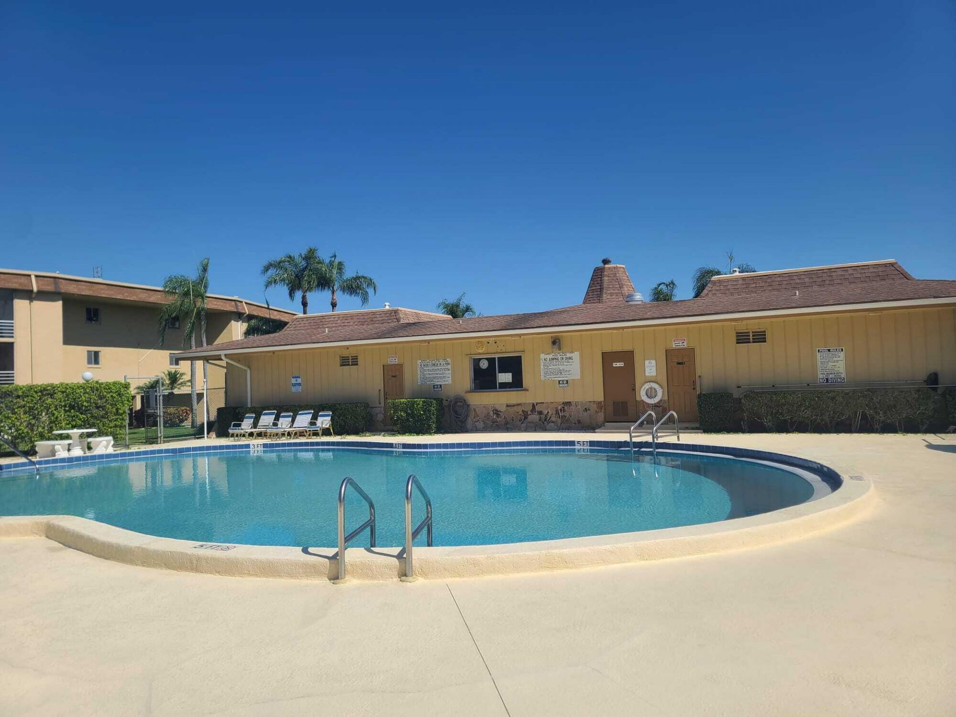 555 Purdy Lane, Unit 317, Palm Springs, FL 33461 Photo