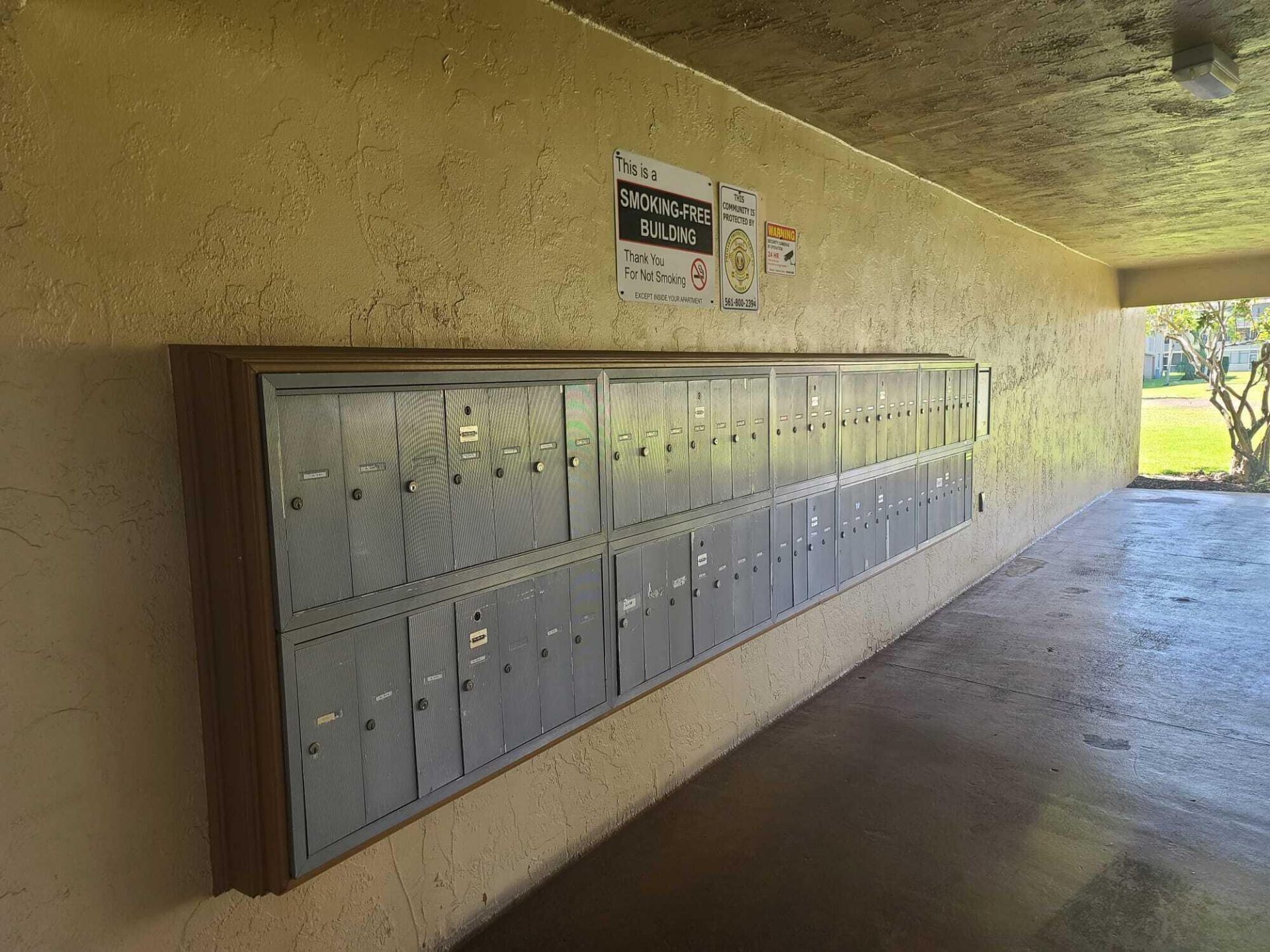 555 Purdy Lane, Unit 317, Palm Springs, FL 33461 Photo