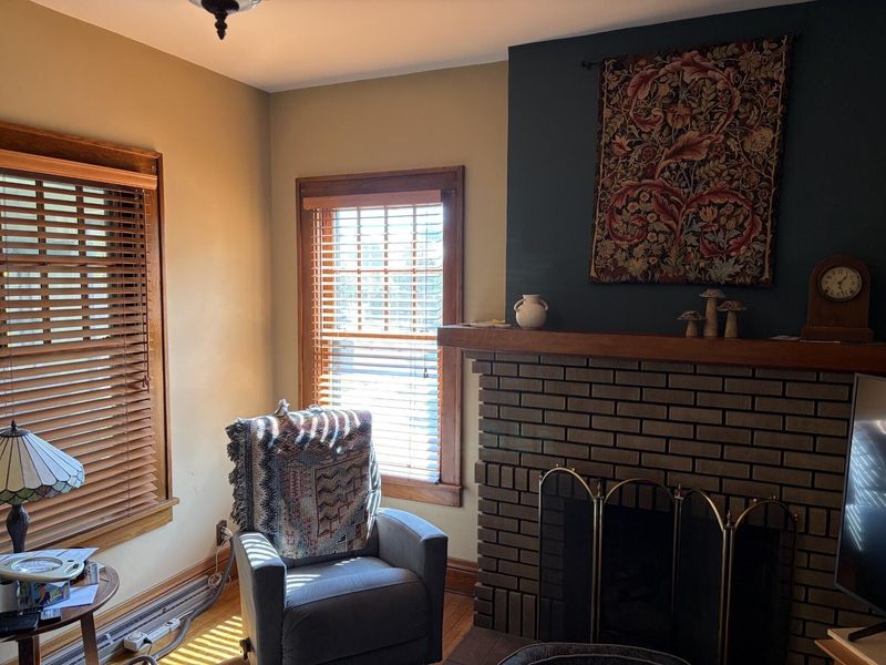 435 W William Street , Delaware, OH 43015 Photo 7