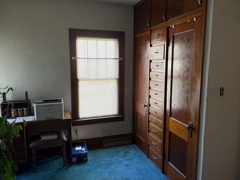 435 W William Street , Delaware, OH 43015 Photo 9