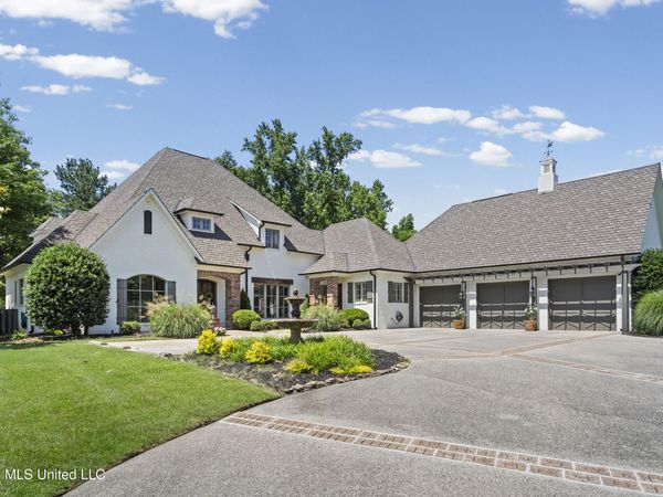 4592 Spring Meadow Way, Olive Branch, MS 38654