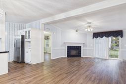 103 Hammond Street photo 4