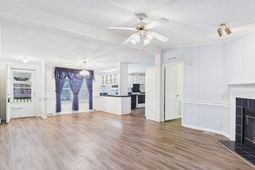 103 Hammond Street photo 4