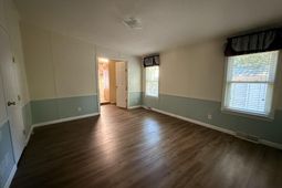 103 Hammond Street photo 4