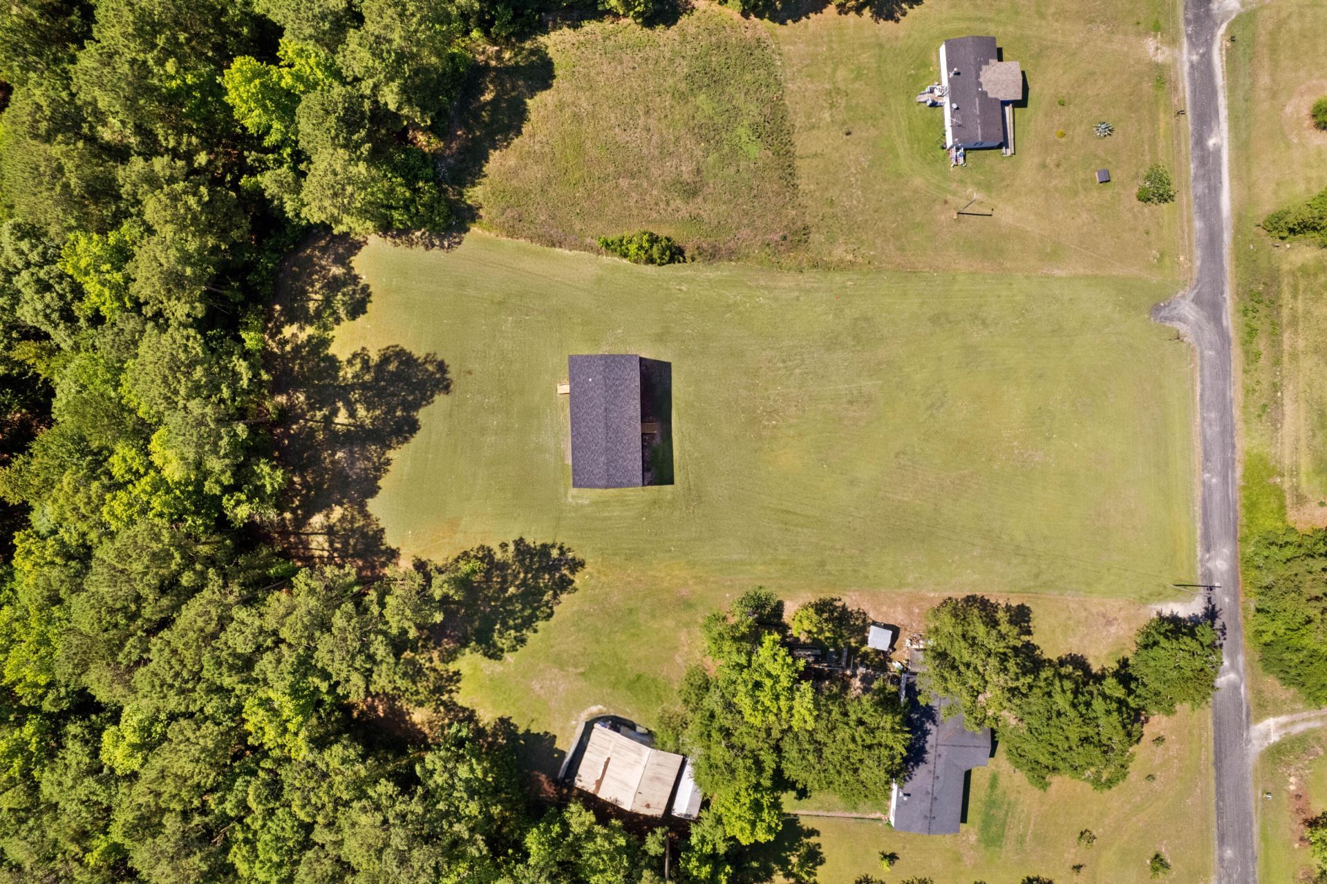 743 Roscoe Court Photo 7