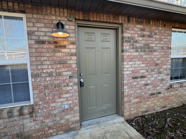 132 Ballygar St , Unit J, Clarksville, TN 37043