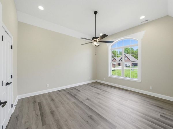 224 Lake View Point , Englewood, TN 37329