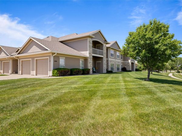 2606 NE Oak Drive, Unit 4, Ankeny, IA 50021
