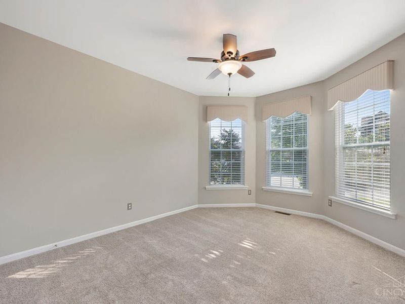 10125 Arnold Drive, Woodlawn, OH 45215 Photo 5