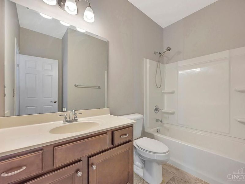 10125 Arnold Drive, Woodlawn, OH 45215 Photo 7