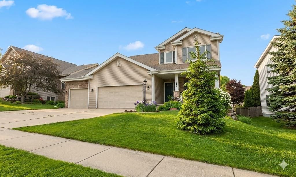 2988 Stamford Place, Fitchburg, WI 53711 Main Photo