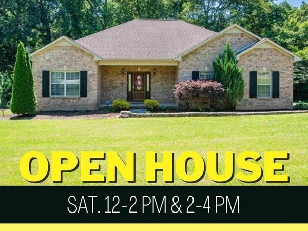 612 S Mountain Drive, Trinity, AL 35673