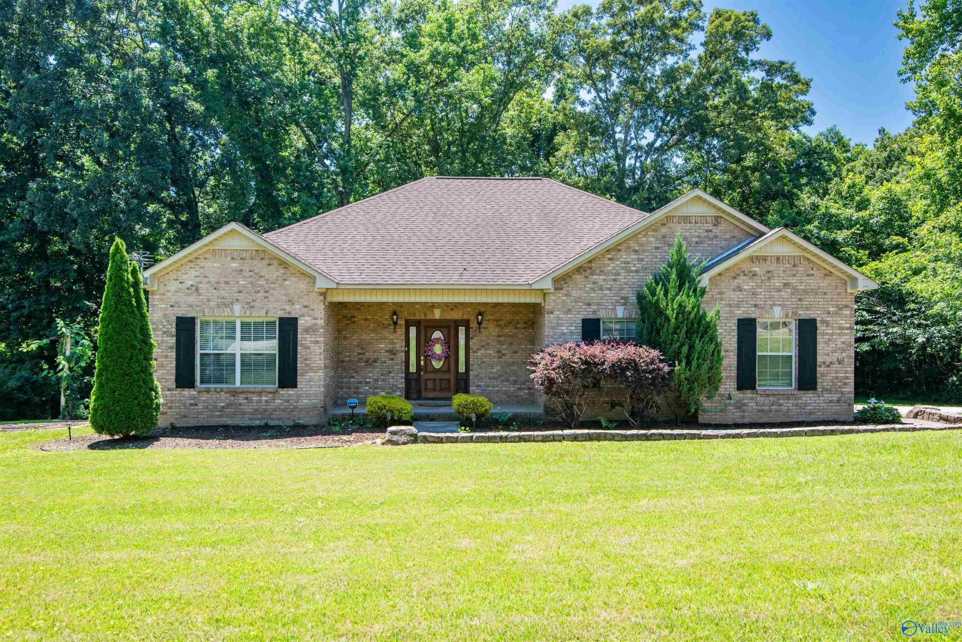 612 S Mountain Drive, Trinity, AL 35673 Main Photo