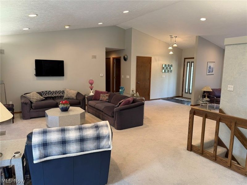 946 Douglas Drive, Wooster, OH 44691 Photo 10