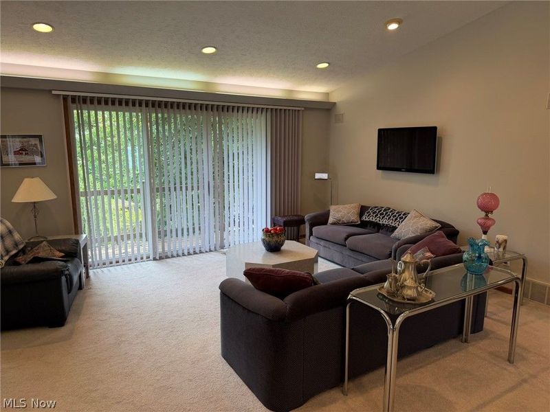 946 Douglas Drive, Wooster, OH 44691 Photo 14