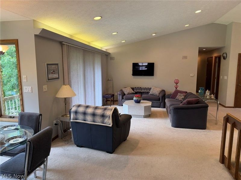 946 Douglas Drive, Wooster, OH 44691 Photo 16