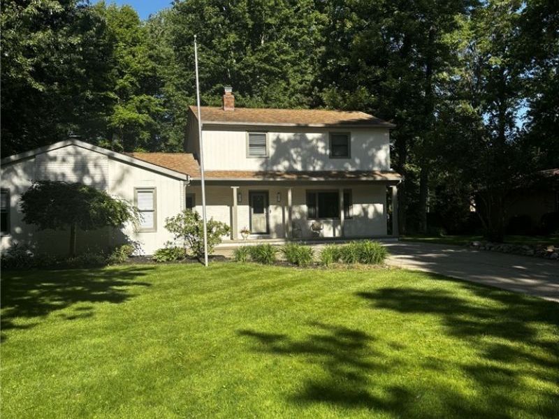 7908 Kellogg Creek Drive, Mentor, OH 44060 Photo 2