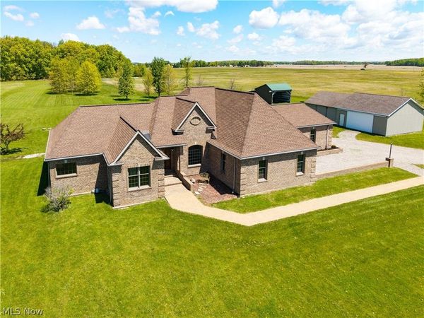 51488 Peck Wadsworth Road, Wellington, OH 44090