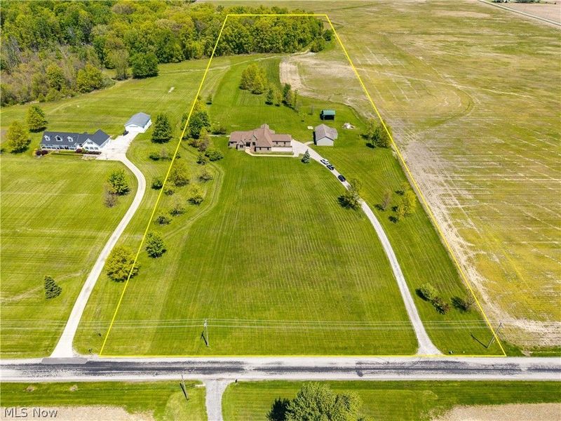 51488 Peck Wadsworth Road, Wellington, OH 44090 Photo 2