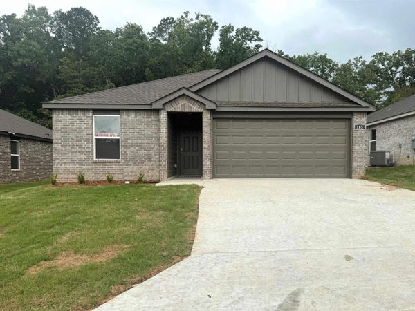 165 Bighorn Trail , Maumelle, AR 72113