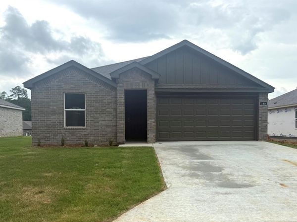 180 Bighorn Trail , Maumelle, AR 72113