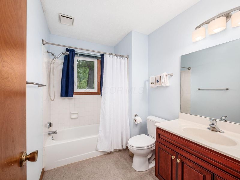 448 Senate Avenue , Delaware, OH 43015 Photo 26