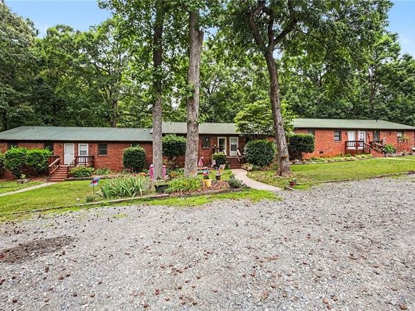 6961 Prospect Church Road , Thomasville, NC 27360