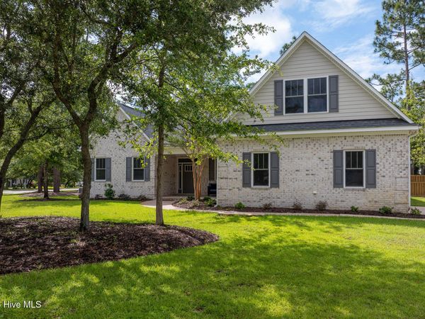 23 Stonegate Circle, Hampstead, NC 28443