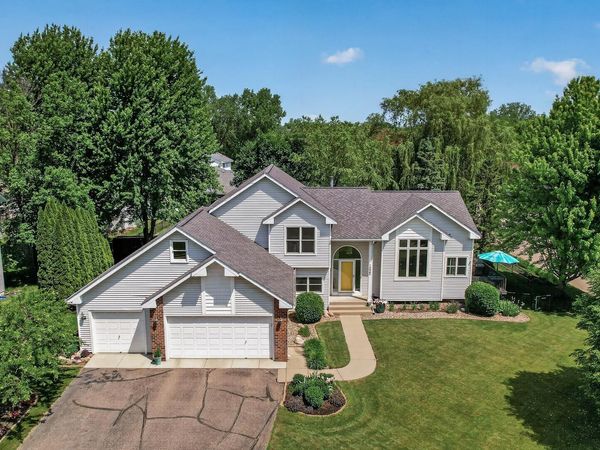 1225 EARLE Way, Burnsville, MN 55306
