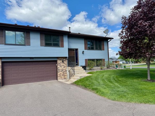 1014 122nd Avenue NE, Blaine, MN 55434