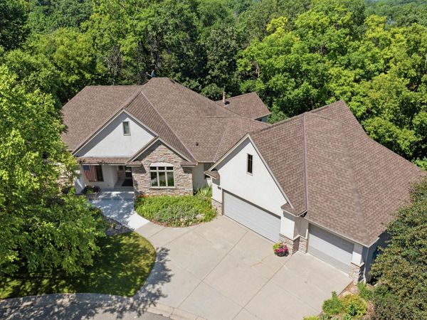 1900 Timber Ridge Drive, Burnsville, MN 55306