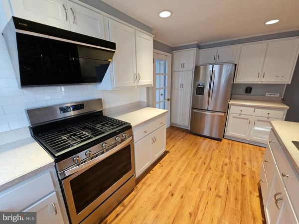 804 MARCHMAN ROAD, PHILADELPHIA, PA 19115