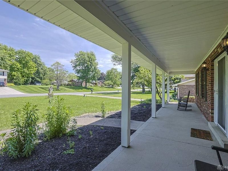 6149 Eddington Drive, Liberty Township, OH 45044 Photo 3