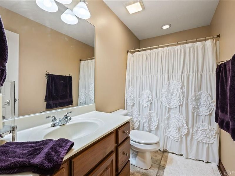 8099 Dry Run Circle, Germantown, OH 45327 Photo 24
