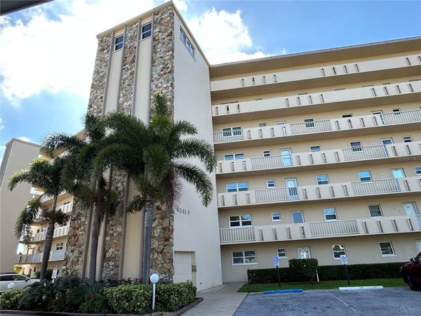 4040 IRONWOOD CIRCLE , Unit 404F, BRADENTON, FL 34209