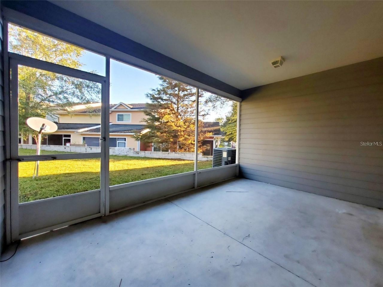 1561 NW 29th Road, Unit 8, Gainesville, FL 32605 Photo