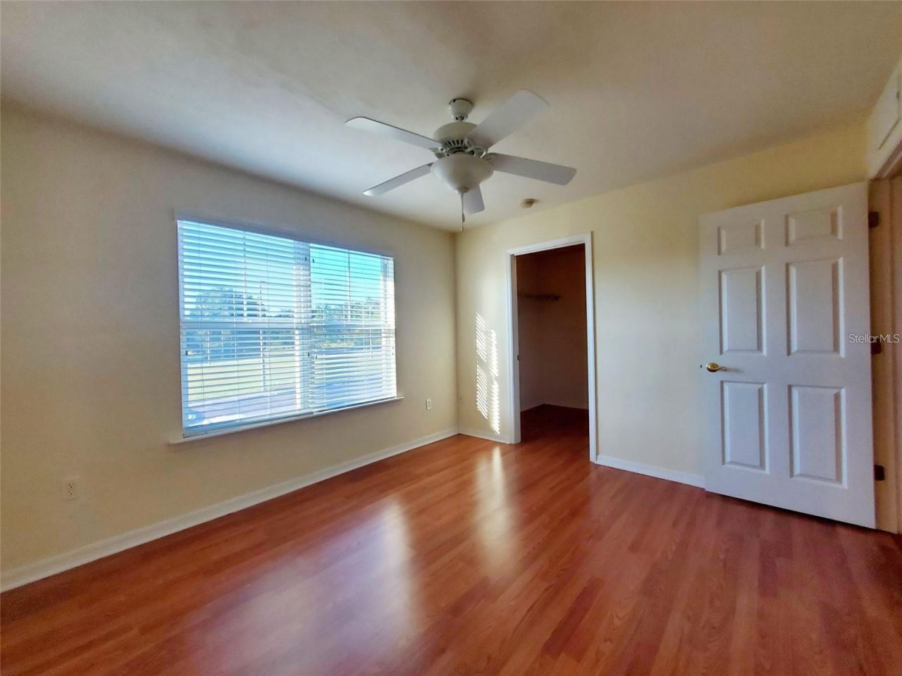1561 NW 29th Road, Unit 8, Gainesville, FL 32605 Photo