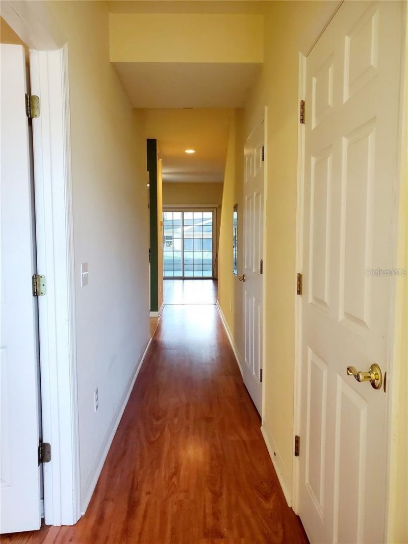 1561 NW 29th Road, Unit 8, Gainesville, FL 32605 Photo