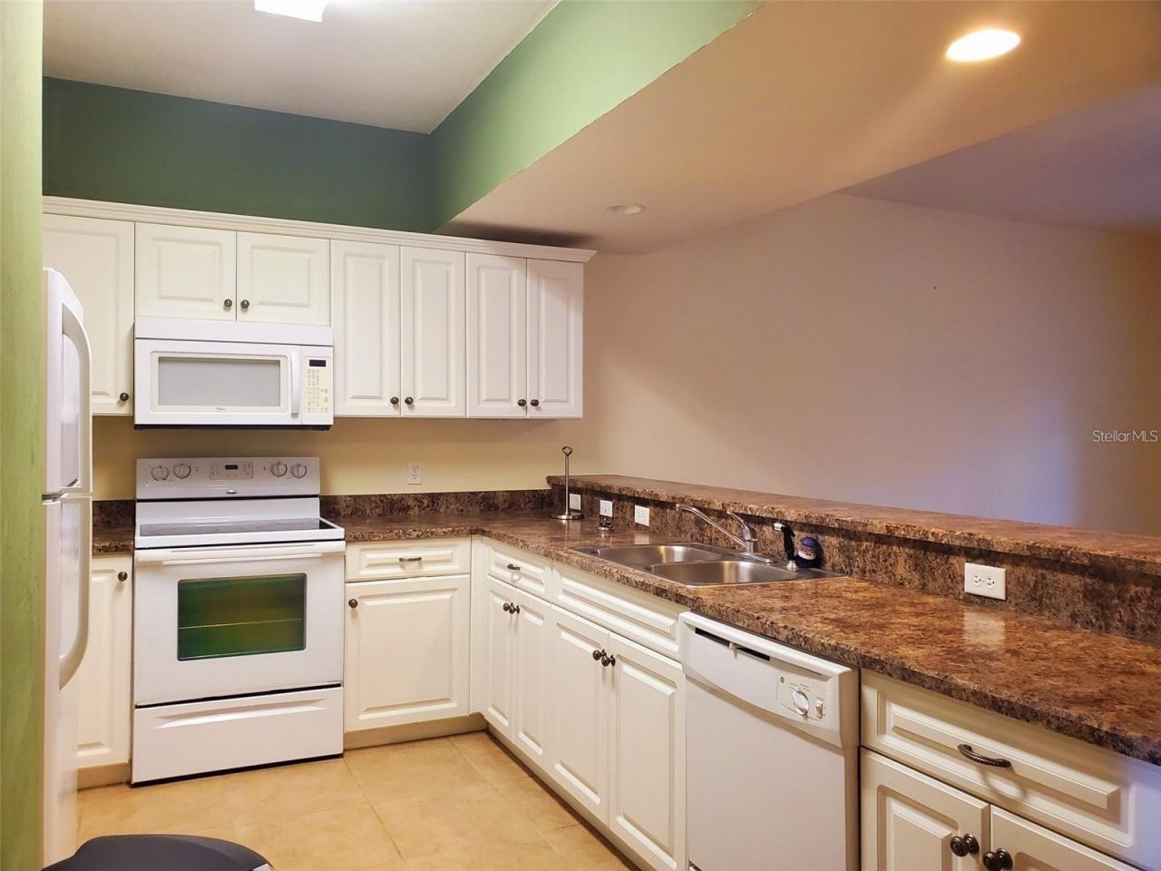 1561 NW 29th Road, Unit 8, Gainesville, FL 32605 Photo