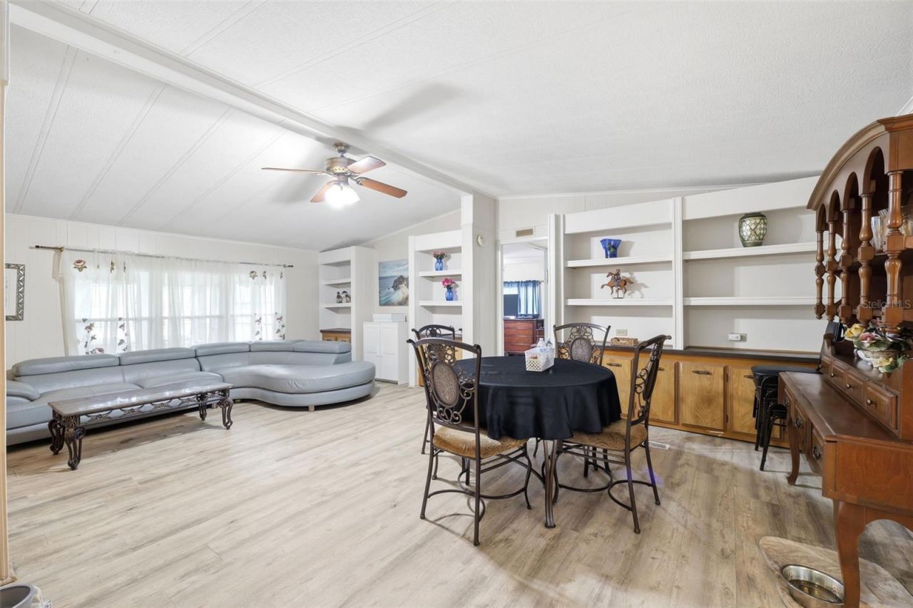7663 Cr 247 , Lake Panasoffkee, FL 33538 Photo