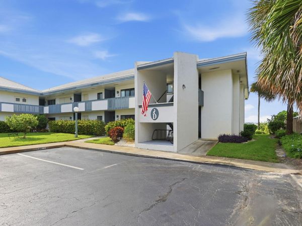 175 SE St Lucie Boulevard, Unit D-2, Stuart, FL 34996
