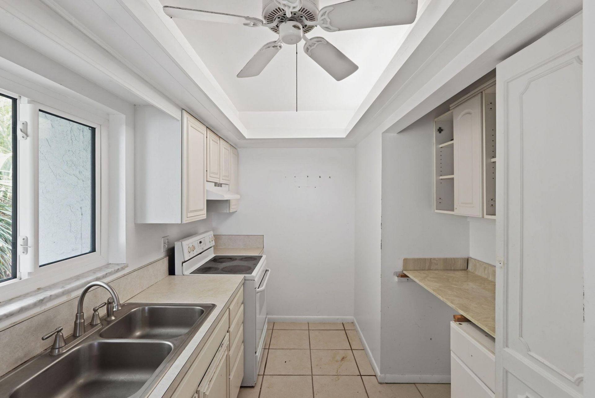 175 SE St Lucie Boulevard, Unit D-2, Stuart, FL 34996 Photo