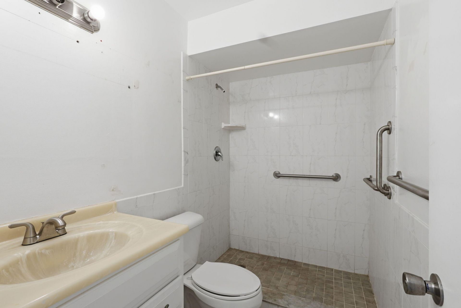 175 SE St Lucie Boulevard, Unit D-2, Stuart, FL 34996 Photo