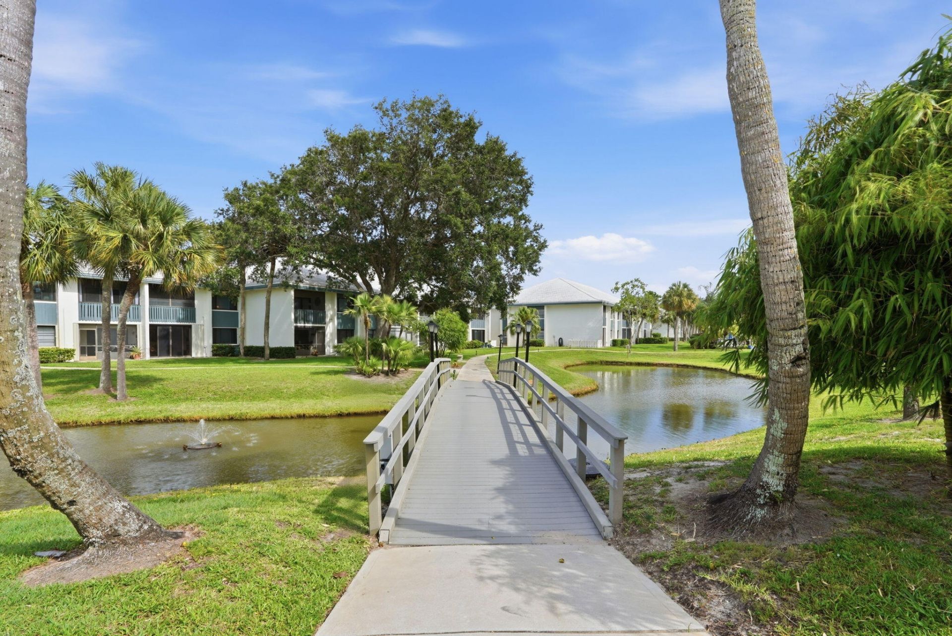175 SE St Lucie Boulevard, Unit D-2, Stuart, FL 34996 Photo